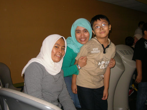 Cik Su and Cik Ma with Irfan