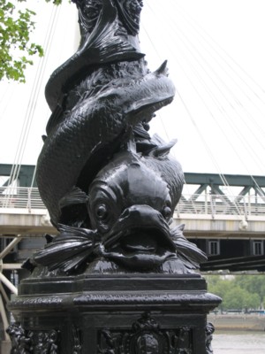 Lamp post along the Thames