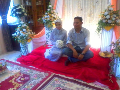 Abang Ngah and fiancee