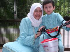 Irfan with Ummi
