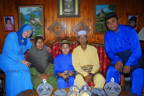 The family at Raya